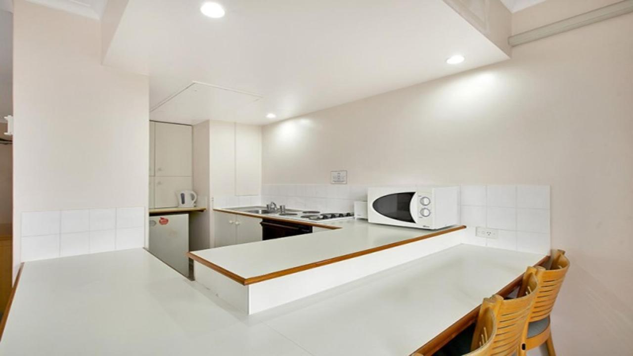 Studio With Balcony At College St سيدني المظهر الخارجي الصورة